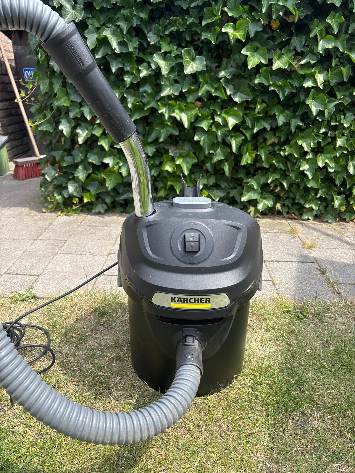 Kärcher AD 2 As- en Droogzuiger - 600W, Ophalen, Inclusief accessoires, Gebruikt, Kärcher
