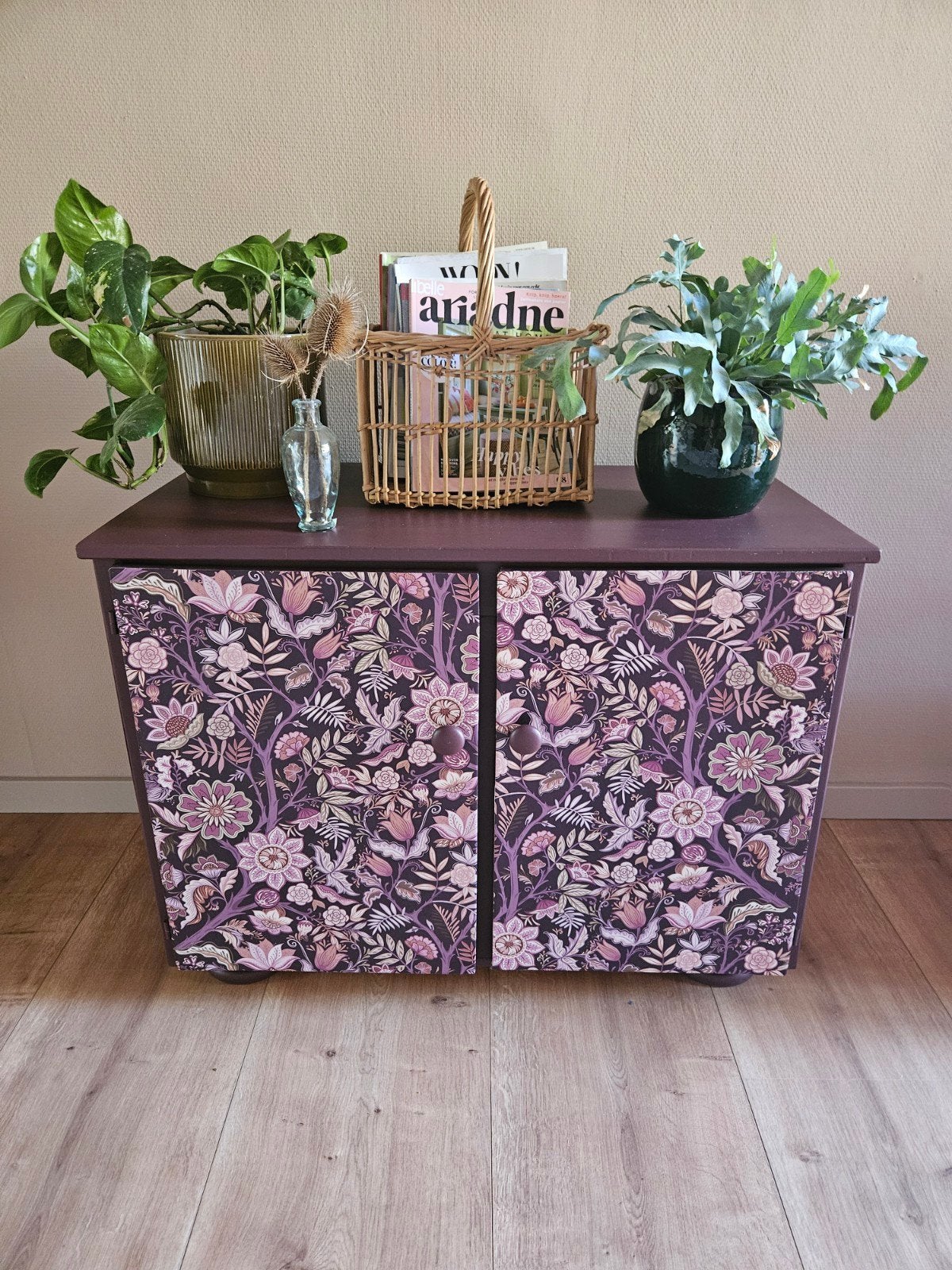 Uniek kastje met print, Ophalen, 25 tot 50 cm, 50 tot 100 cm