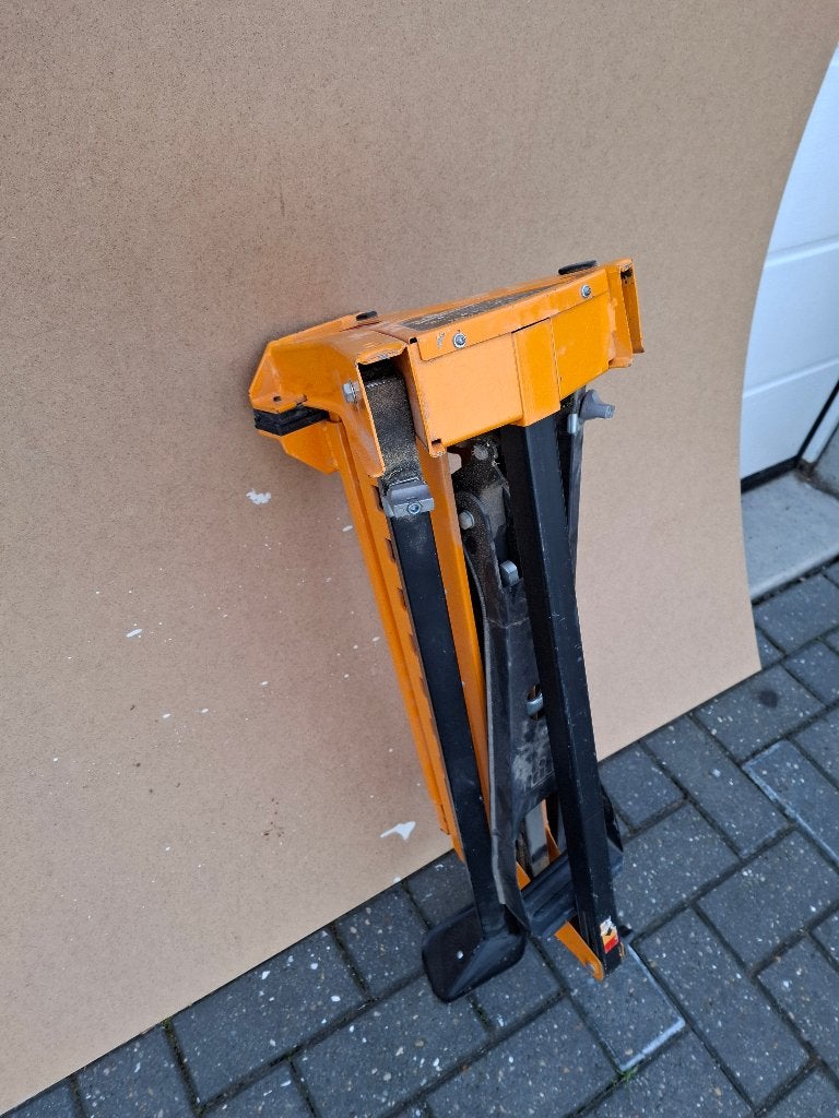 Foto 10 van Superjaws SJA 200 Portable Clamping Systeem