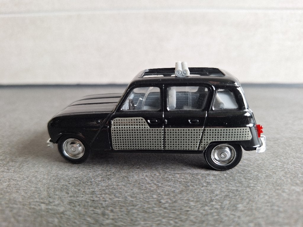 RENAULT  4L Parissienne, Ophalen of Verzenden, Zo goed als nieuw, Auto, Solido