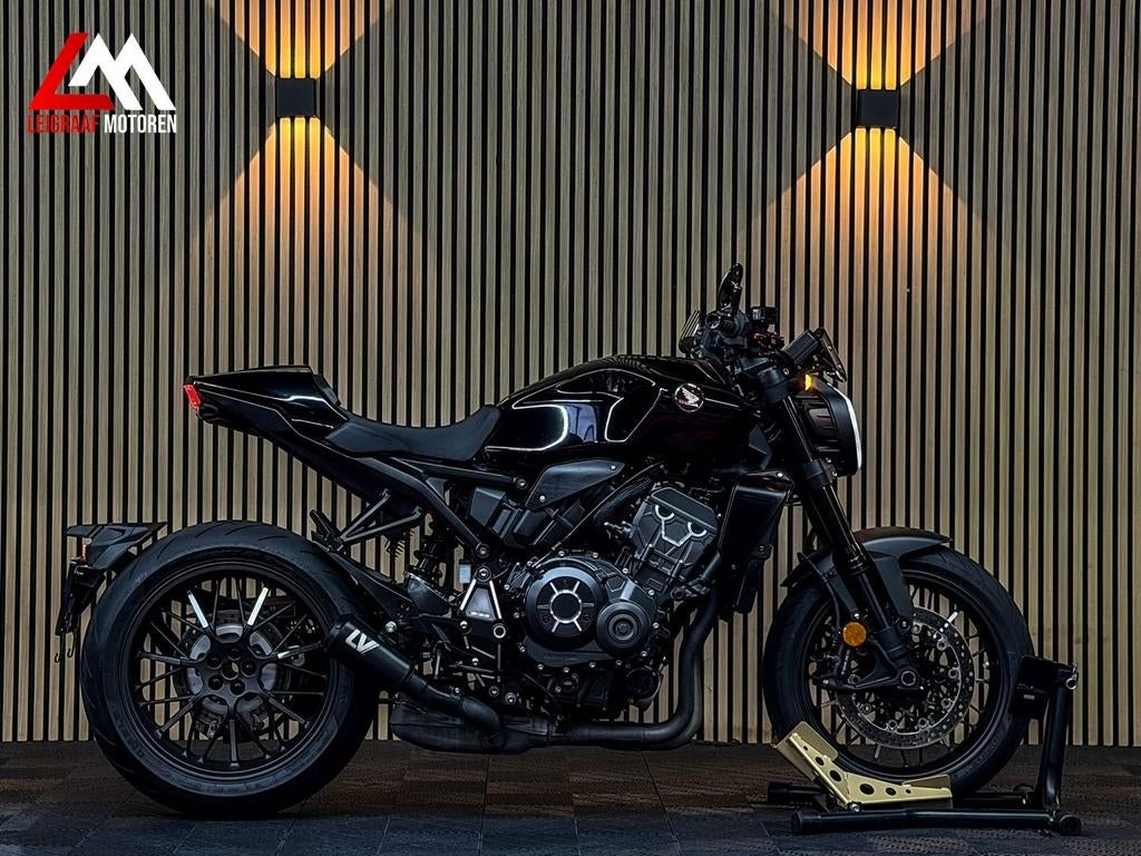 HONDA CB 1000 R BLACK EDITION - 2024 - Leovince, HONDA, 4 cilinders, Bedrijf, Onbekend