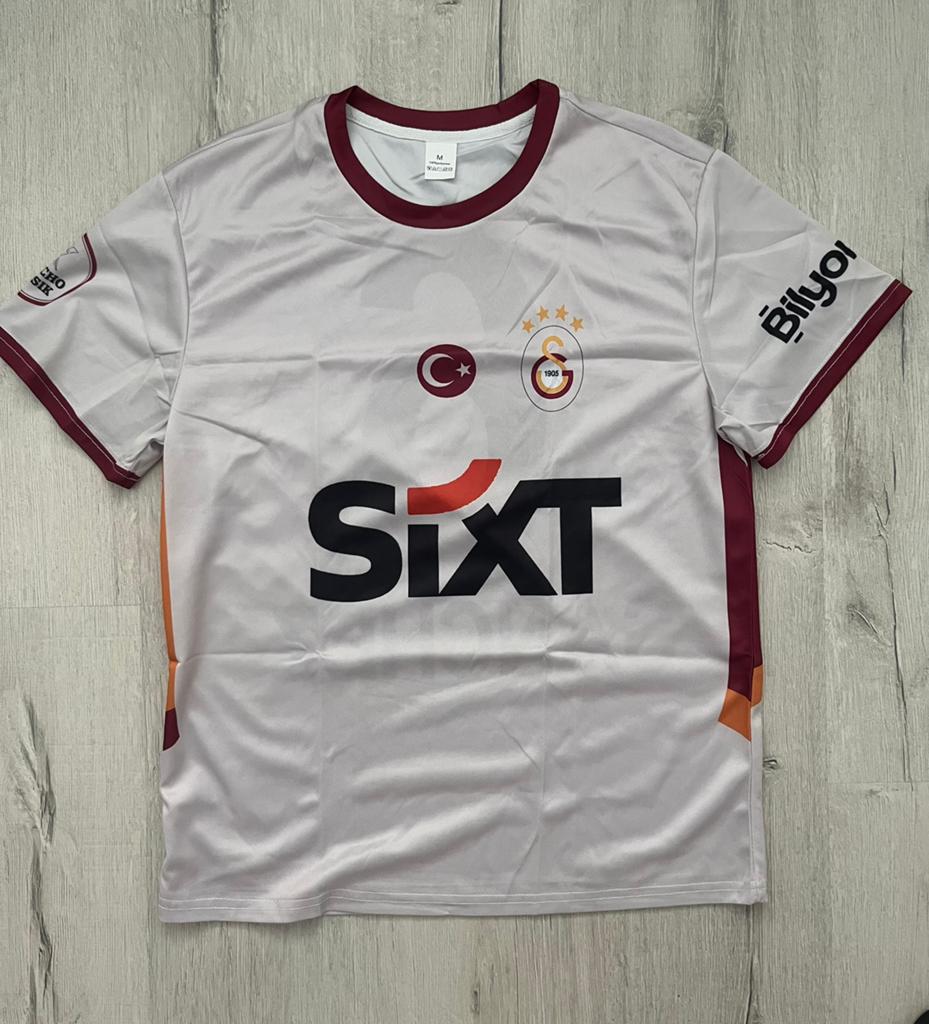 Galatasaray shirt (nieuw) kindermaat M, Sport en Fitness, Voetbal, Ophalen of Verzenden, Nieuw, Shirt