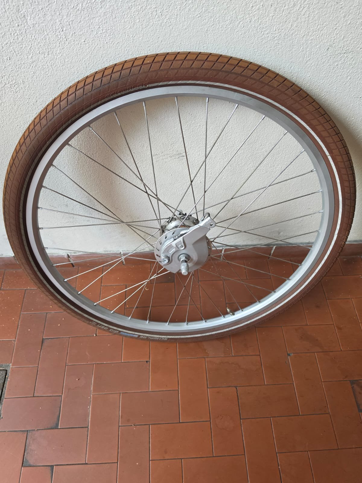 Rechte achterwiel  met 7 versnellingen terugtraprem 28 inch, Fietsen en Brommers, Ophalen, Zo goed als nieuw