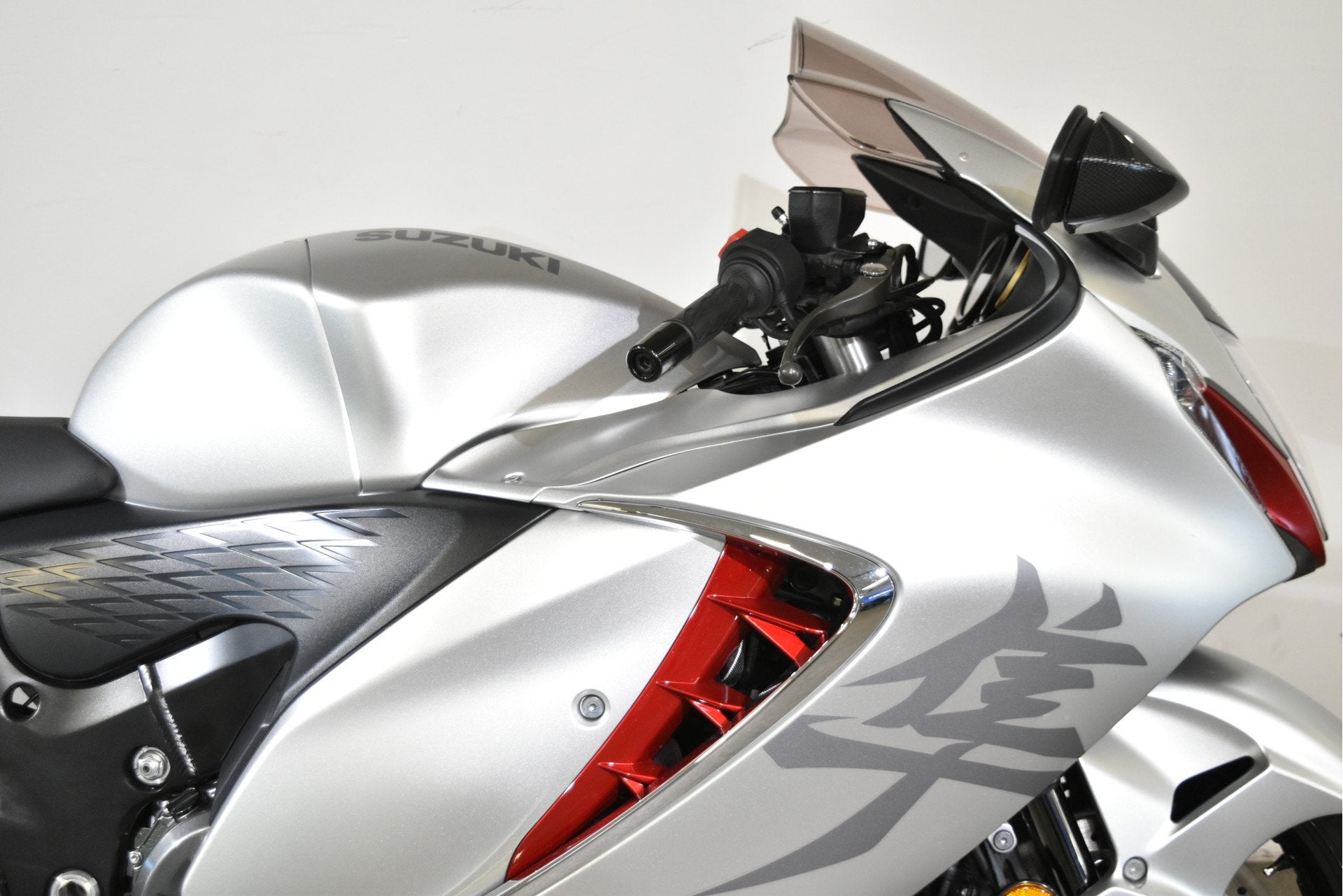 Suzuki GSX-R 1300 HAYABUSA (bj 2021), Motoren, Motoren | Suzuki, Traction Control, 1340 cc, Bedrijf, Meer dan 35 kW