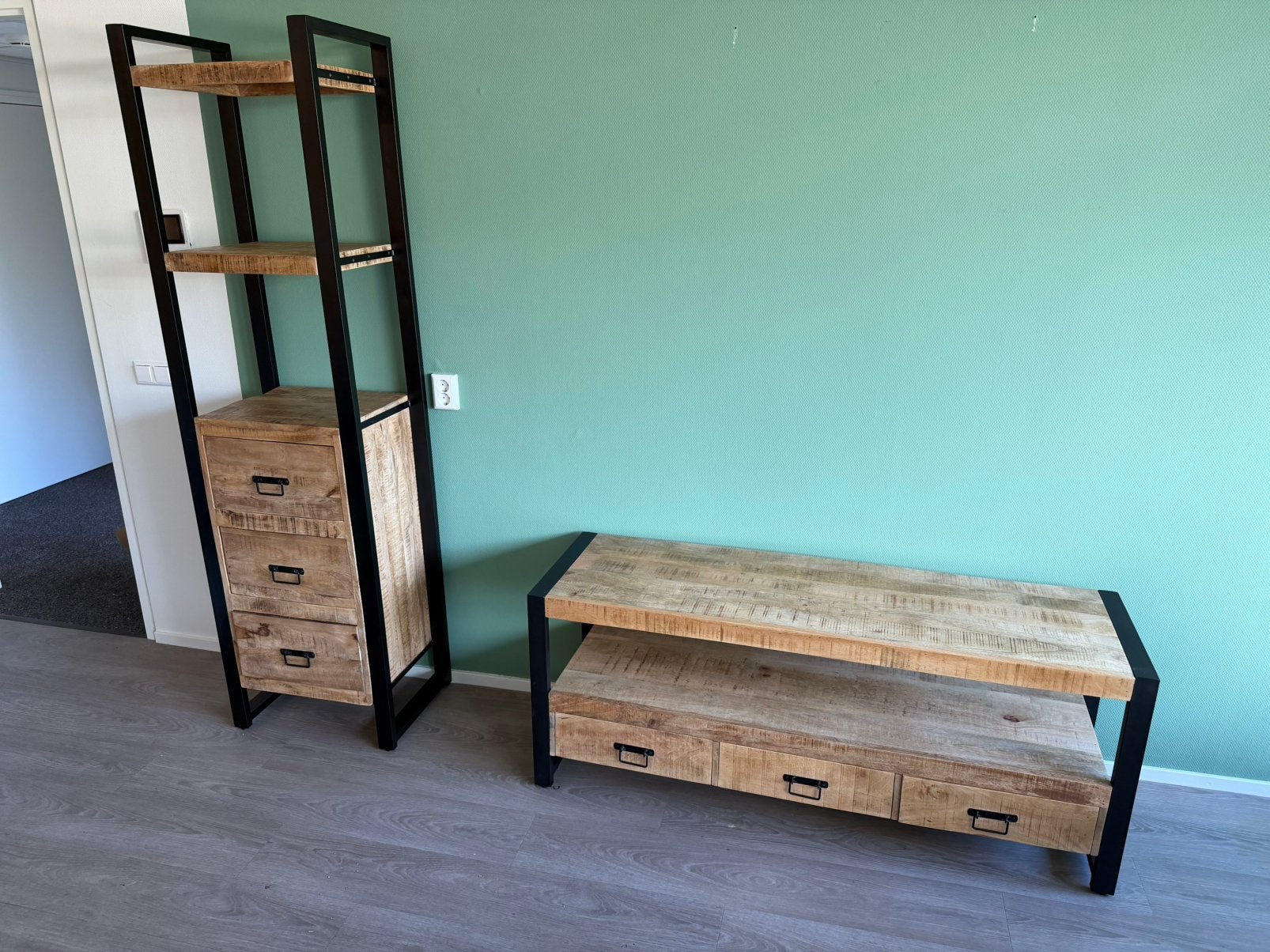 Te koop: mooie meubelset britt, 100 tot 150 cm, Met lade(s), Zo goed als nieuw, Minder dan 100 cm