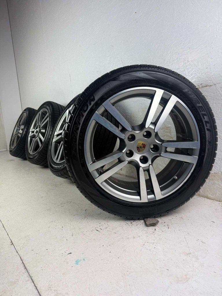 Porsche Cayenne turbo velgen 20" 5x130 winterset Pirelli, Auto-onderdelen, Banden en Velgen, Banden en Velgen, Winterbanden, 20 inch