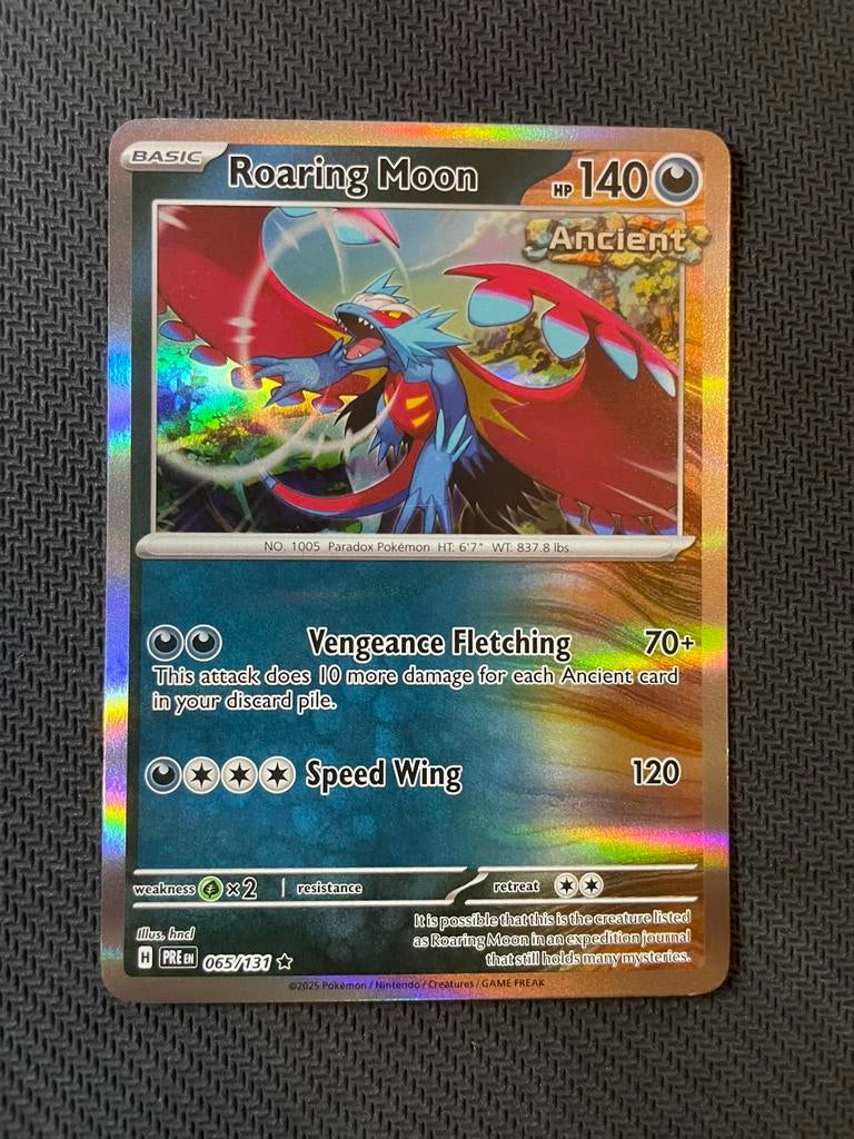 Roaring Moon 065/131 Holo Prismatic Evolutions Packfresh, Ophalen of Verzenden, Zo goed als nieuw
