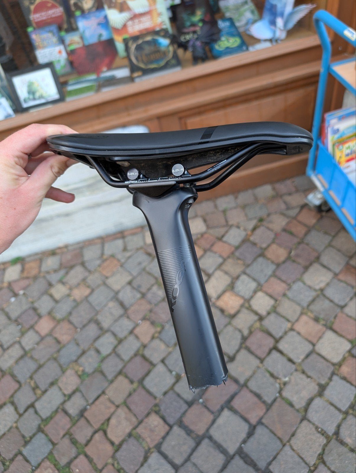 GEZOCHT: Koga Kinsei carbon zadelpen, Gebruikt, Carbon, Ophalen of Verzenden, Koga Miyata