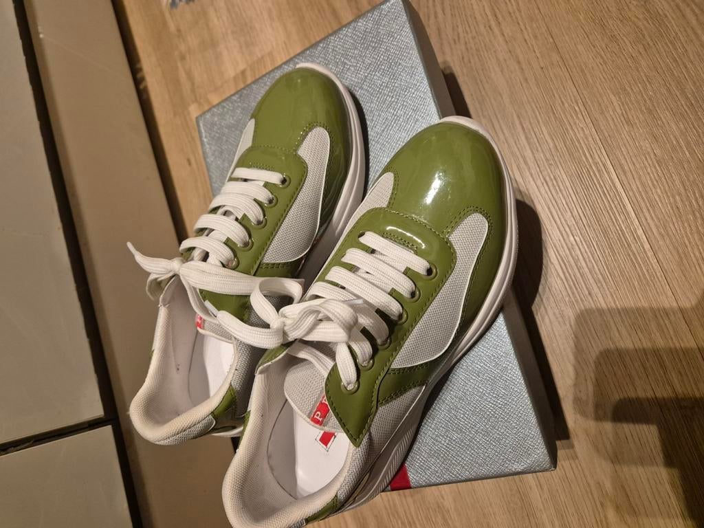 Prada sneakers maat 38, Ophalen, Zo goed als nieuw, Sneakers of Gympen