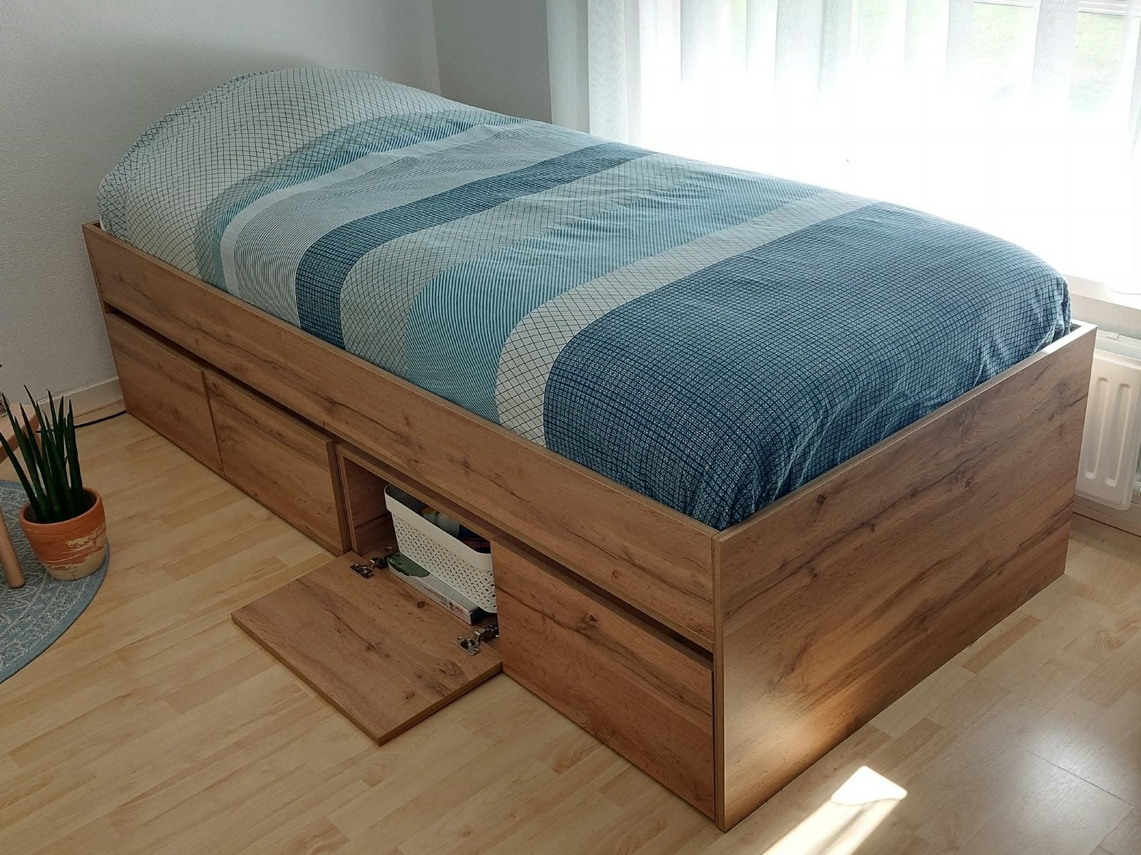 Eenpersoons opbergbed Barn en lattenbodem- Zo goed als nieuw, 90 cm, Ophalen of Verzenden, 200 cm, Hout