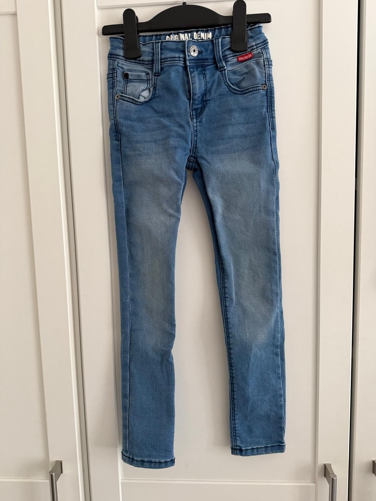 Stoere spijkerbroek voor jongens - Maat 122, Kinderen en Baby's, Broek, Original Denim, Ophalen of Verzenden, Zo goed als nieuw