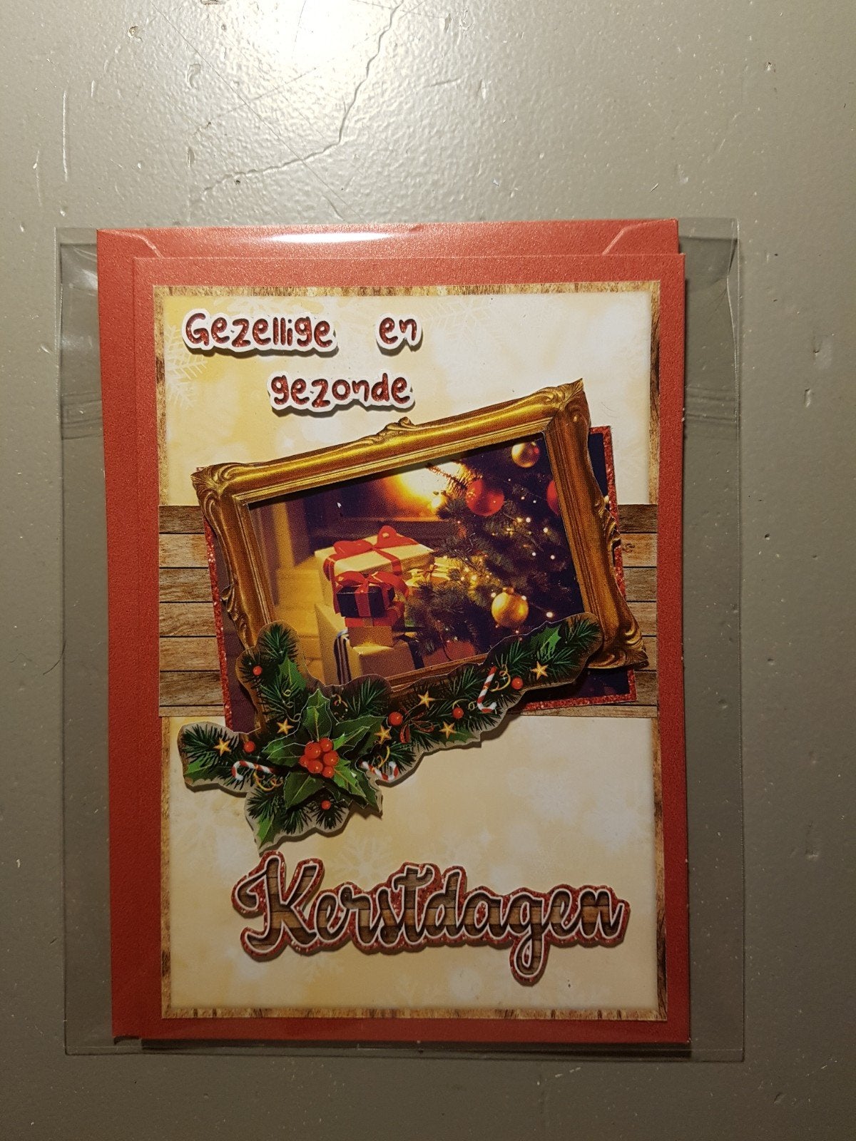 Kaartje kerst cadeautjes bij de kerstboom, Ophalen of Verzenden, Nieuw, Kerst