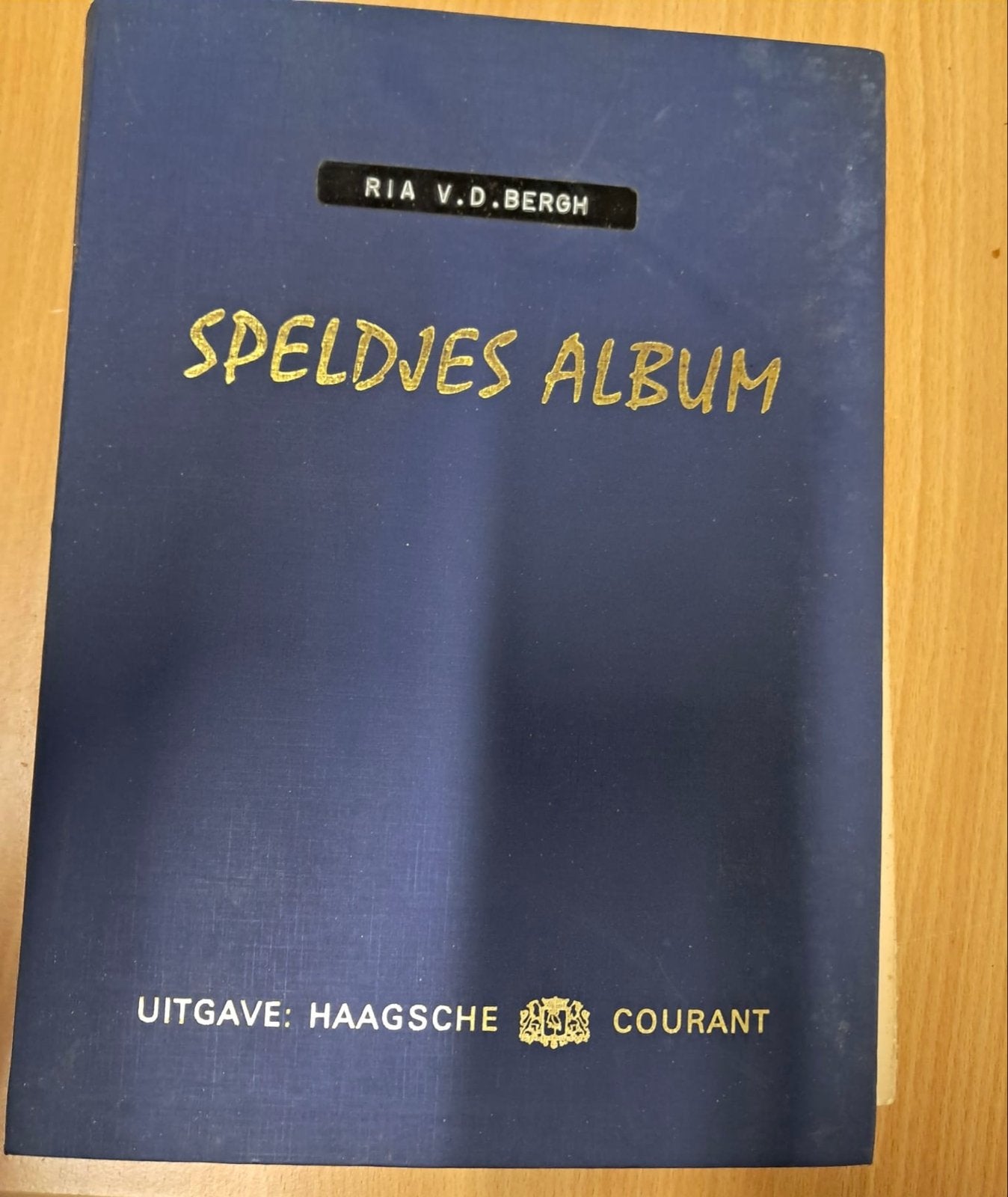 Grote verzameling vintage speldjes en pins OPHALEN, Ophalen, Gebruikt, Merk, Speldje of Pin