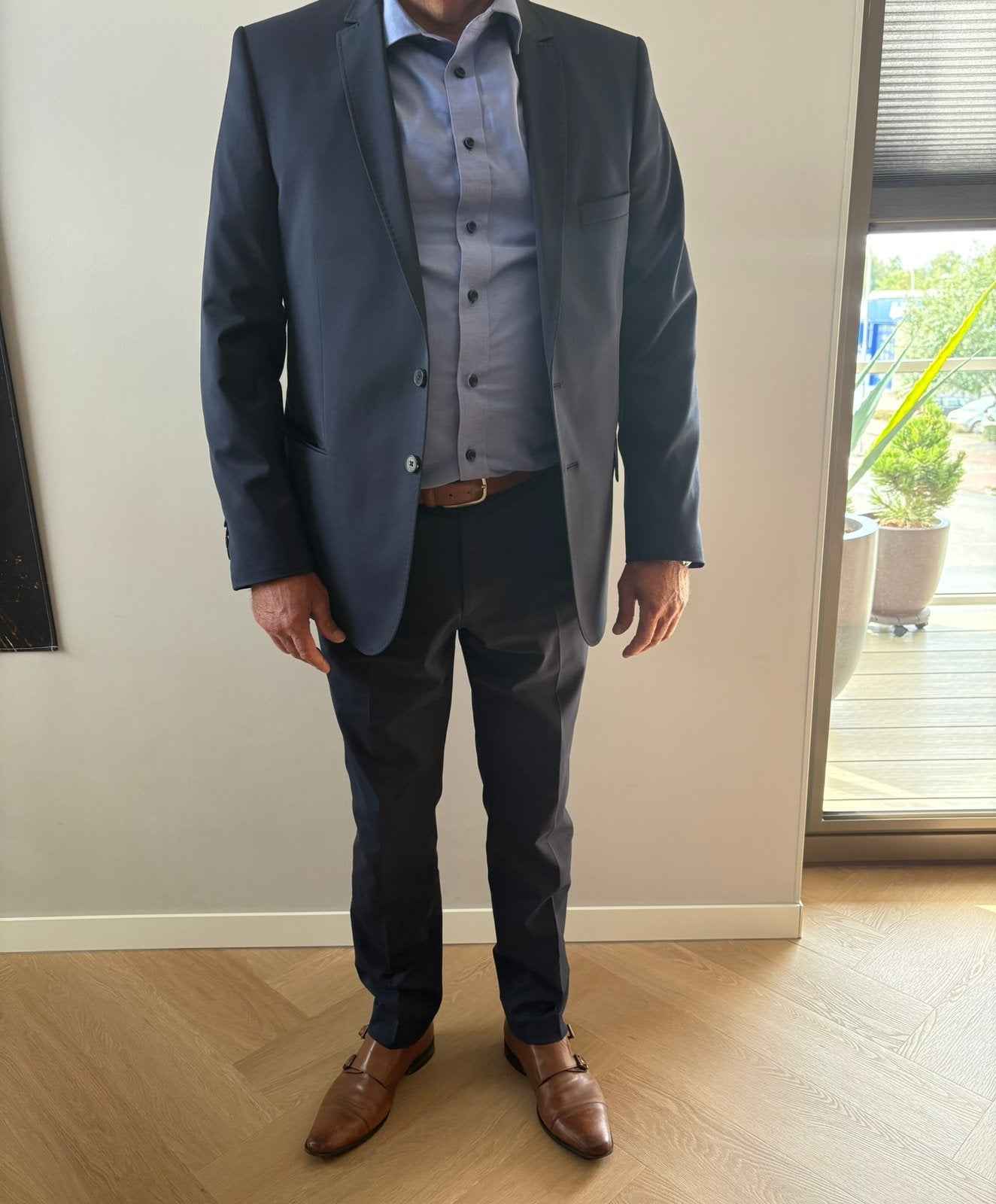 Heren kostuum merk Greiff 3x gedragen daarna gestoomd, Ophalen of Verzenden, Zo goed als nieuw, Maat 52/54 (L), Blauw