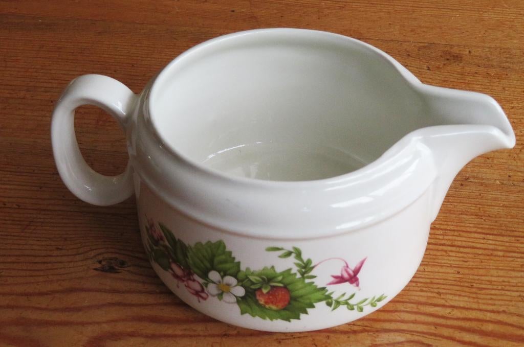 Sauskom Marjolein Bastin, Ophalen of Verzenden, Zo goed als nieuw, Aardewerk, Bord(en)