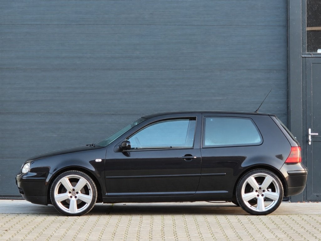 Volkswagen Golf UNIEK 2.3 V5 GTI NAP Bomvol optie's, Auto's, Voorwielaandrijving, Gebruikt, Zwart, Bedrijf