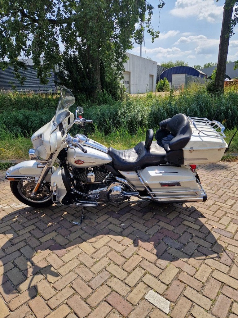 Harley Davidson CVO Electra Glide Ultra classic FLHTCUSE3 08, Motoren, 2 cilinders, Motorrijbewijs A, Meer dan 35 kW, Toermotor