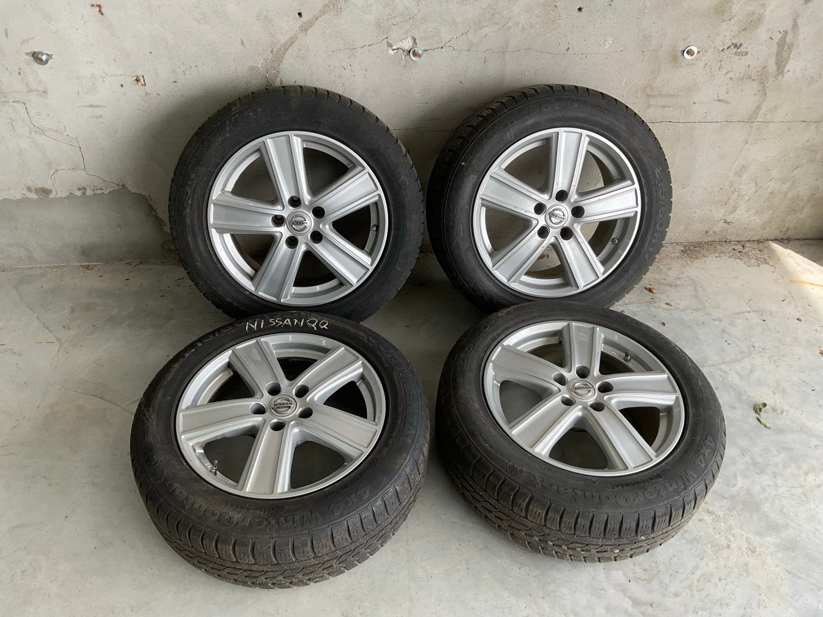 Nissan Qashqai velgen met winterbanden 215/60 R17, Banden en Velgen, 17 inch, Gebruikt, 215 mm