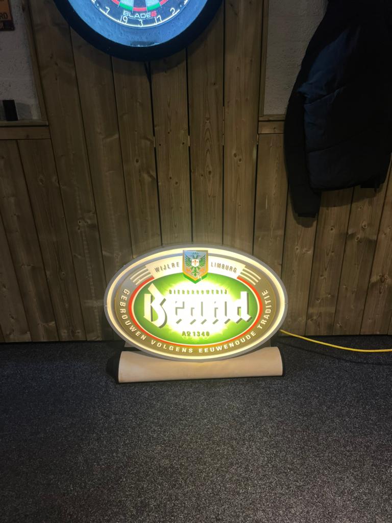 Brand bier lichtbalk, Ophalen, Zo goed als nieuw, Lichtbak of (neon) lamp