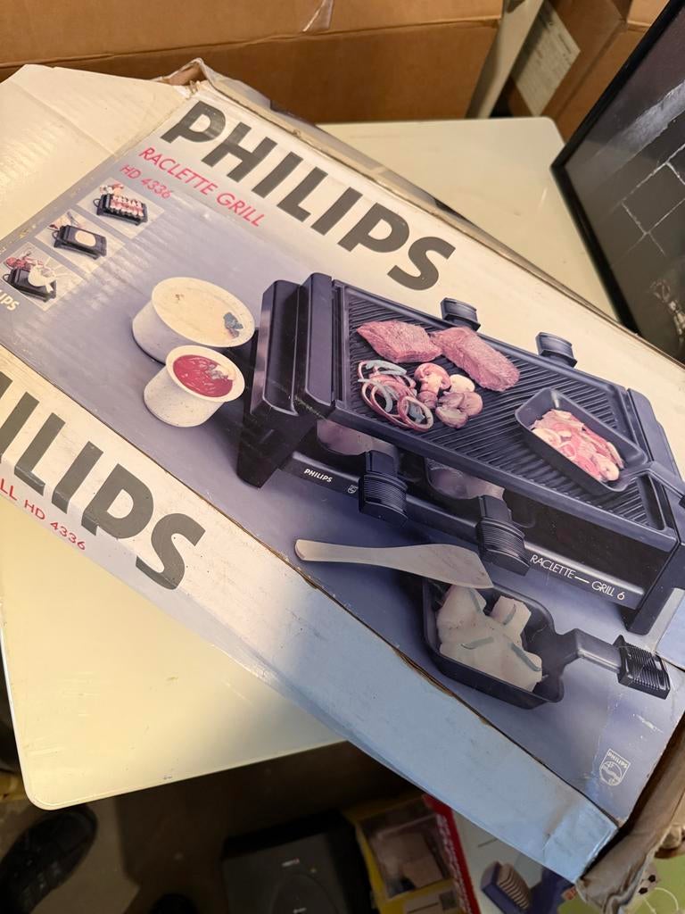 Philips Raclette Grill HD 4336 - Nieuw in doos, Ophalen of Verzenden, Nieuw, Tafelgrill