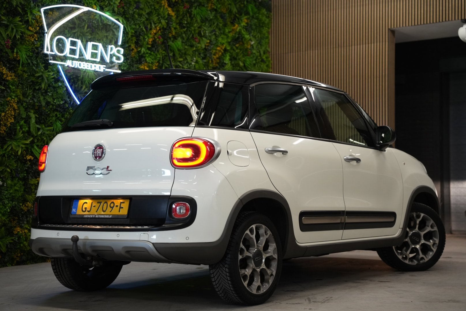 Fiat 500 L 1.4-T-Jet Trekking / Pano / Cruise / Trekhaak / N, Auto's, Fiat, Voorwielaandrijving, Euro 6, 4 cilinders, 400 kg