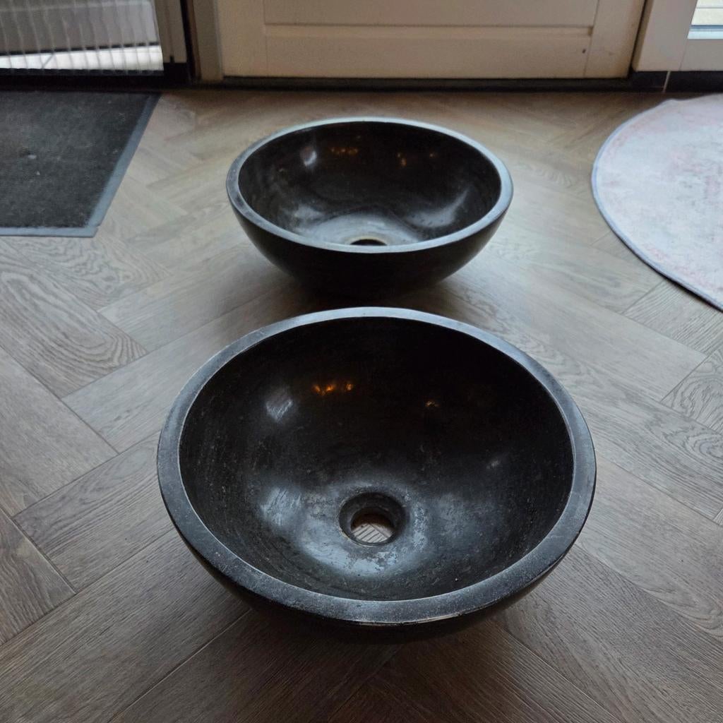2 Waskommen natuursteen 40x15 cm, Huis en Inrichting, Badkamer | Badkamermeubels, Ophalen, Minder dan 50 cm, Gebruikt, Minder dan 100 cm