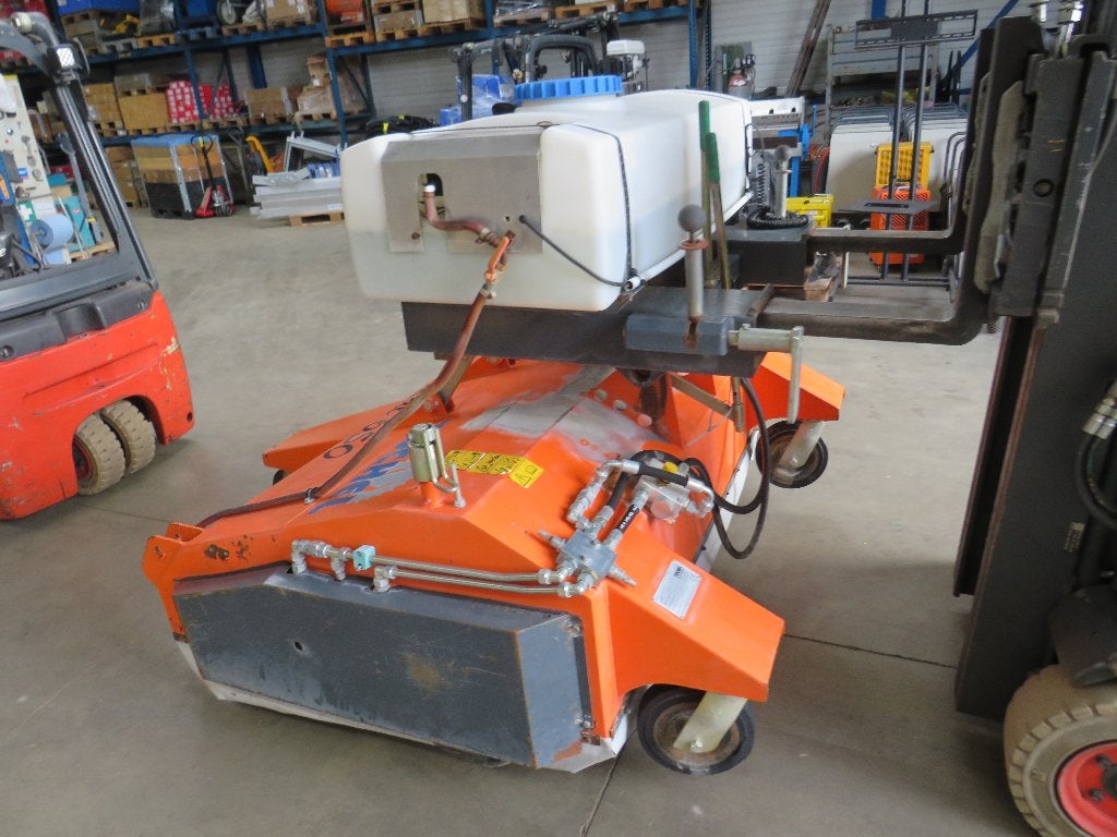 Tuchel Ideal 650 veegmachine met watertank type 150-h-650, Ophalen, Gebruikt, Tuchel, Info@tuchel.com