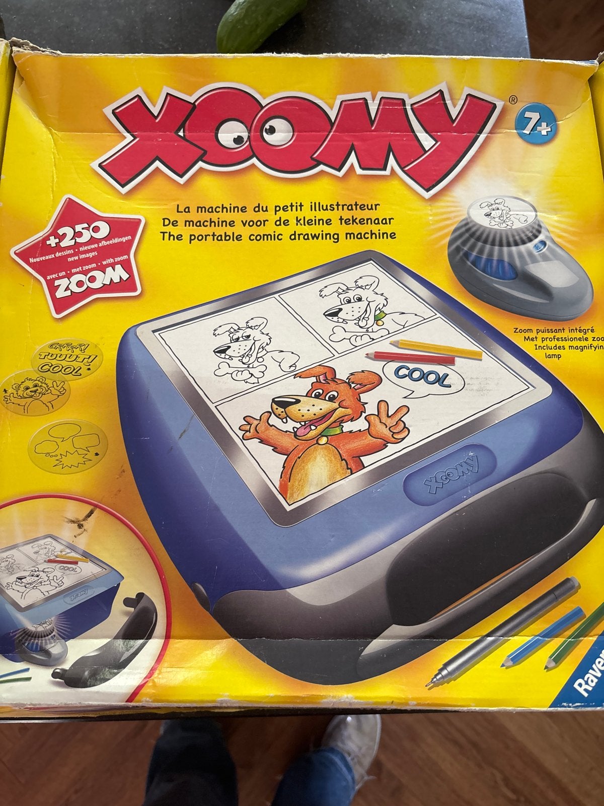 Xoomy Draagbare Tekenmachine met Zoomlamp, Ophalen of Verzenden, Zo goed als nieuw, Knutselen, Met licht
