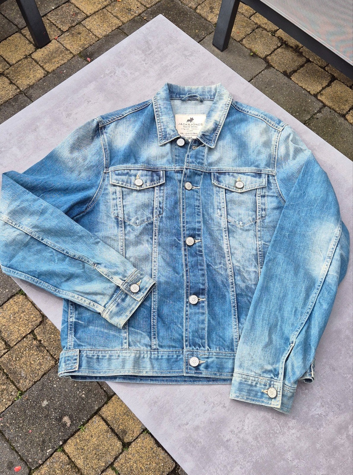 Jack & Jones trucker spijkerjas L, Maat 52/54 (L), Blauw, Ophalen of Verzenden, Gedragen