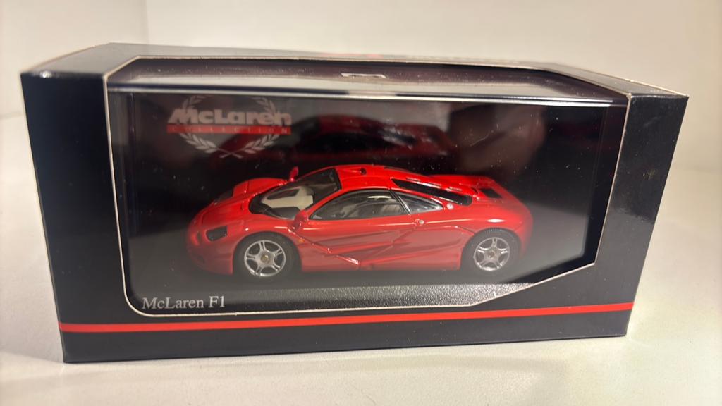McLaren f1 red minichamps 1.43, Auto, Ophalen of Verzenden, MiniChamps, A