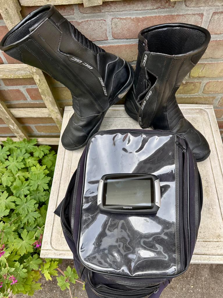 MOOIE MOTOR LAARZEN en TANKTAS, Motoren, Ophalen, Gebruikt
