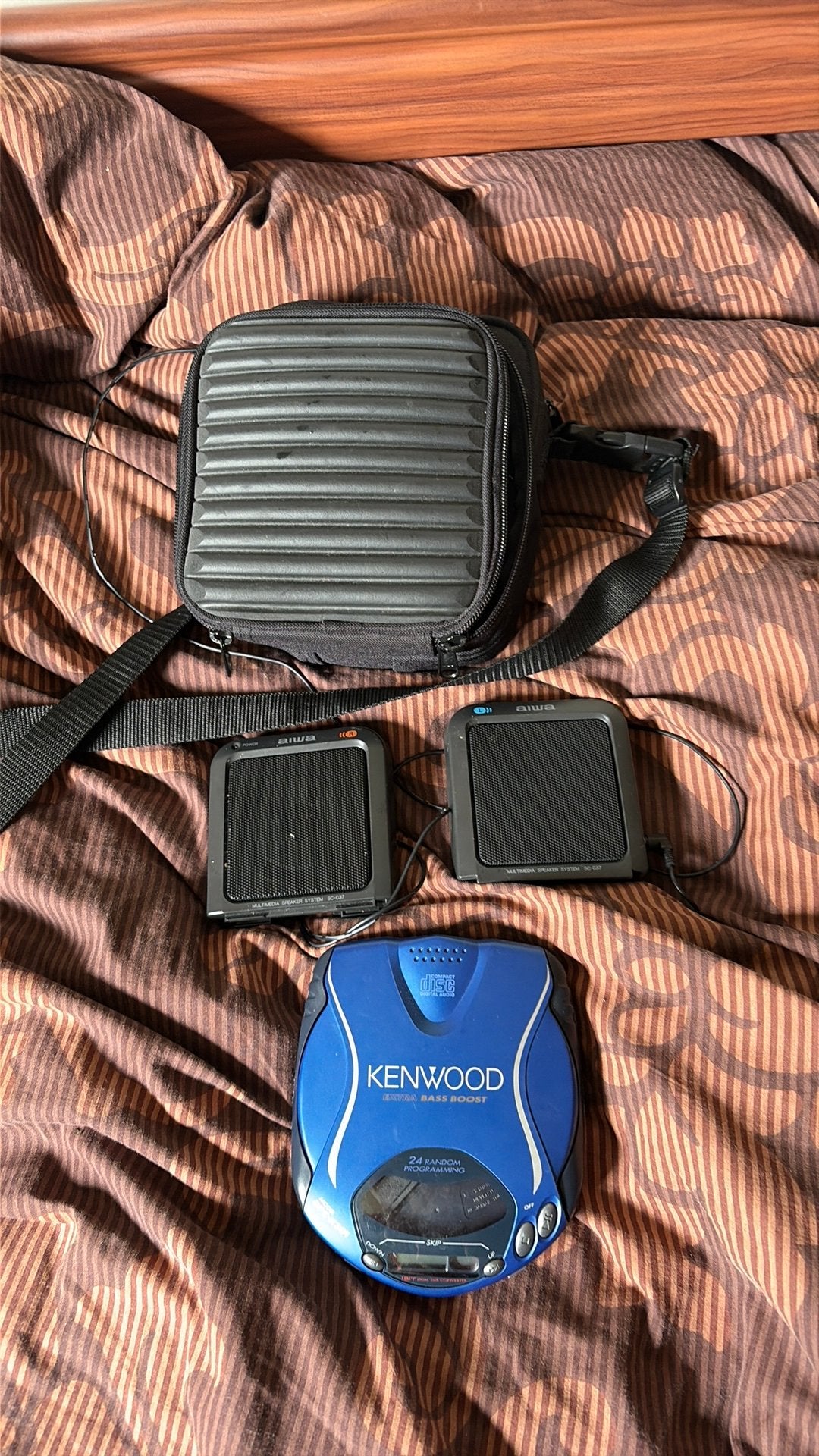 Kenwood disc man met boxjes en hoes, Witgoed en Apparatuur, Gourmetstellen, Ophalen of Verzenden, Zo goed als nieuw, 4 t/m 7 personen
