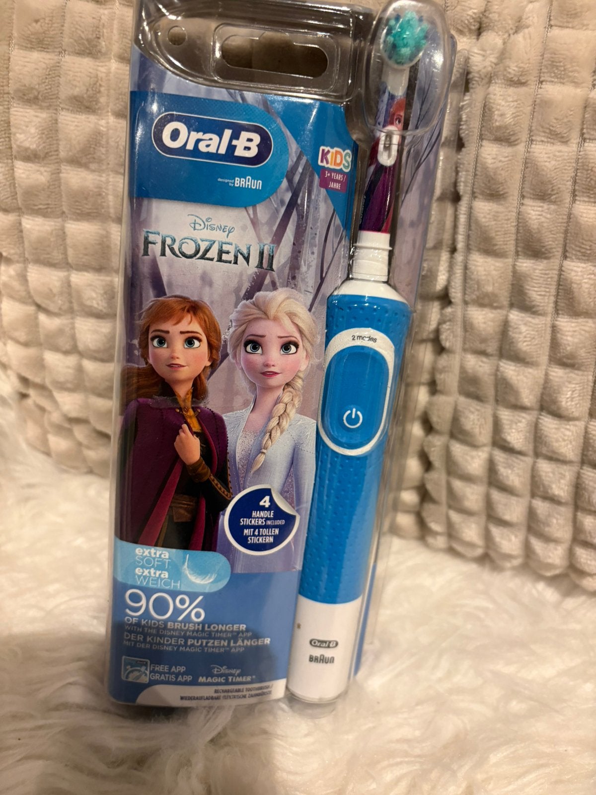 Nieuwe electrische tandenborstel Oral B Frozen, Ophalen of Verzenden, Nieuw, Tandenborstel