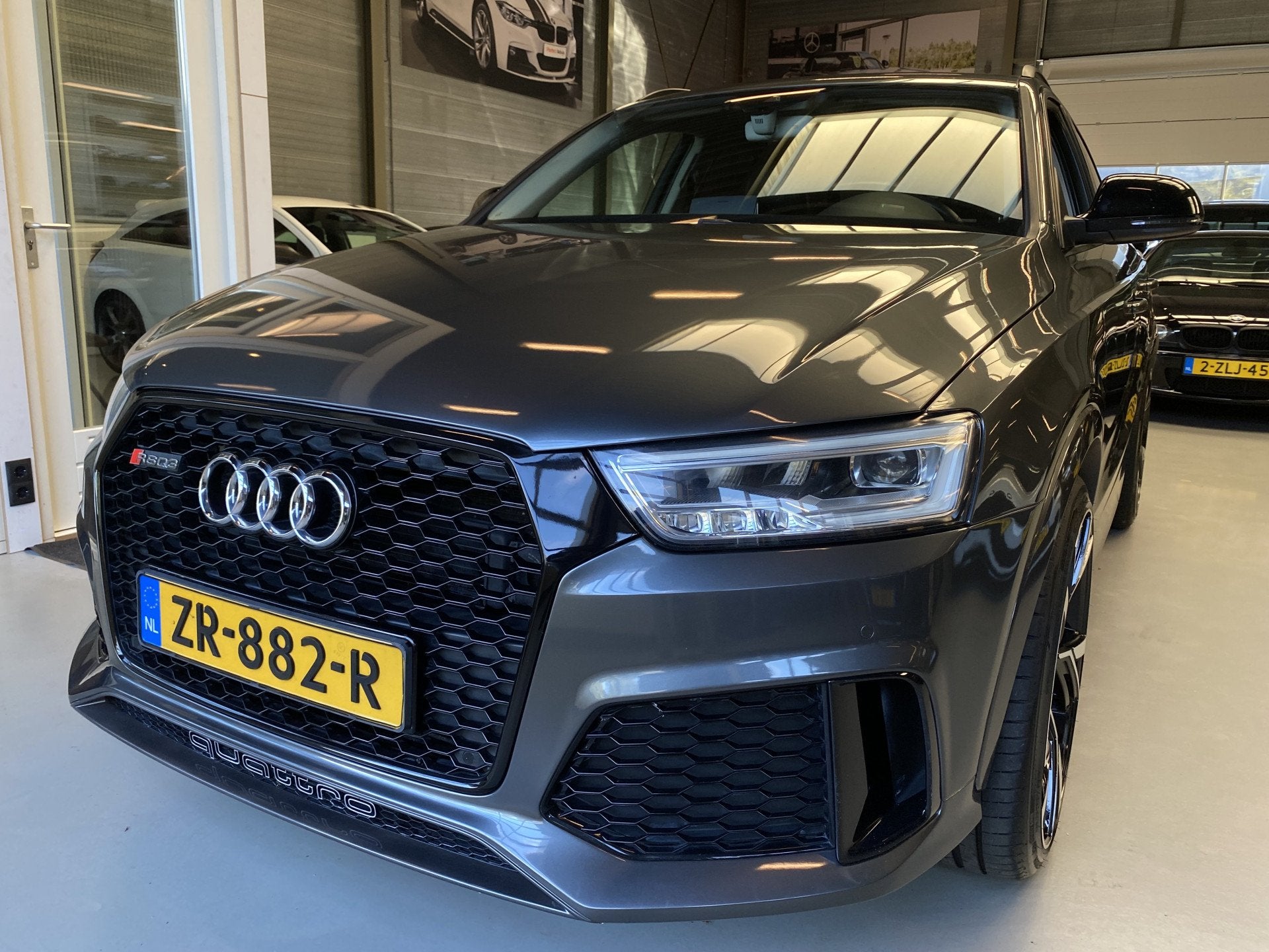 Audi Q3 2.5 TFSI RS Q3 quattro Pro Line Plus Leder, Navi, Cr, Auto's, Gebruikt, 340 pk, Leder, Bedrijf