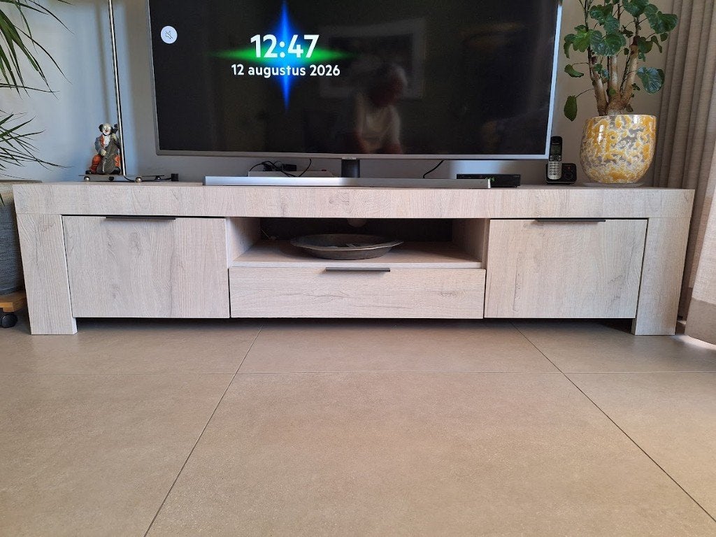 TV meubel, Huis en Inrichting, Kasten | Televisiemeubels, Ophalen, Kunststof, Gebruikt, 150 tot 200 cm