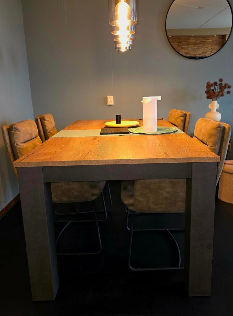 Robuuste eettafel met houtlook blad  poten., Overige houtsoorten, Gebruikt, Industrieel, Modern, 150 tot 200 cm