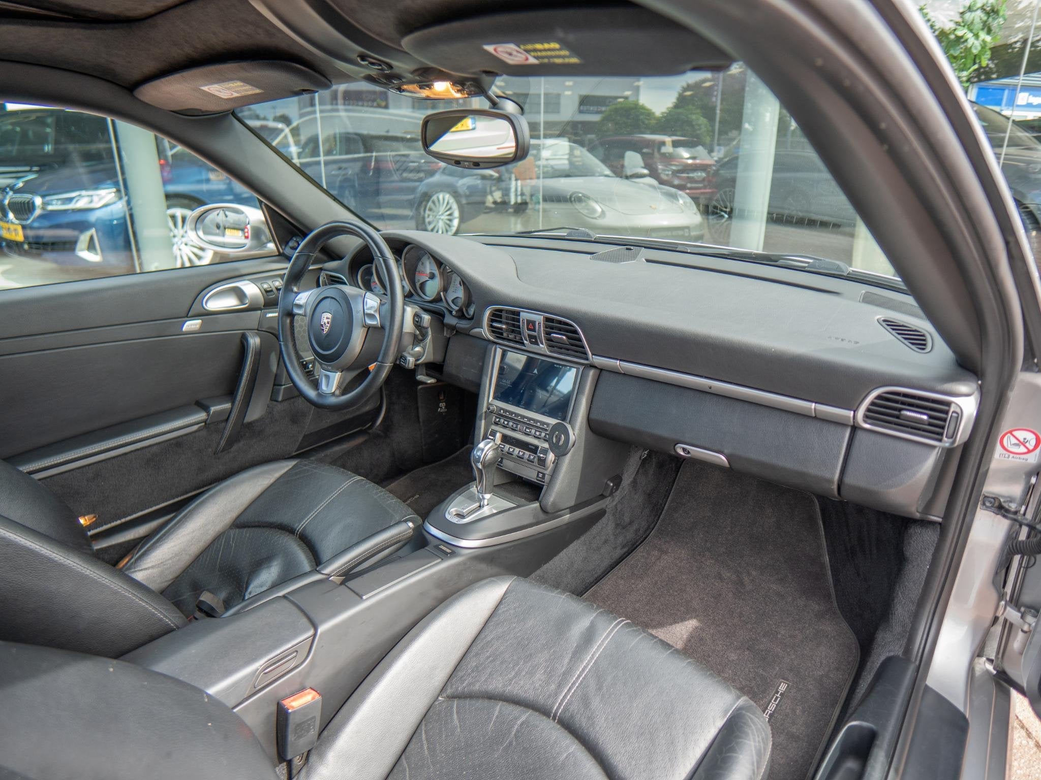 Porsche 911 3.8 Carrera S | Schuifdak | Bose | Zeer nette st, Automaat, Achterwielaandrijving, Gebruikt, Zwart