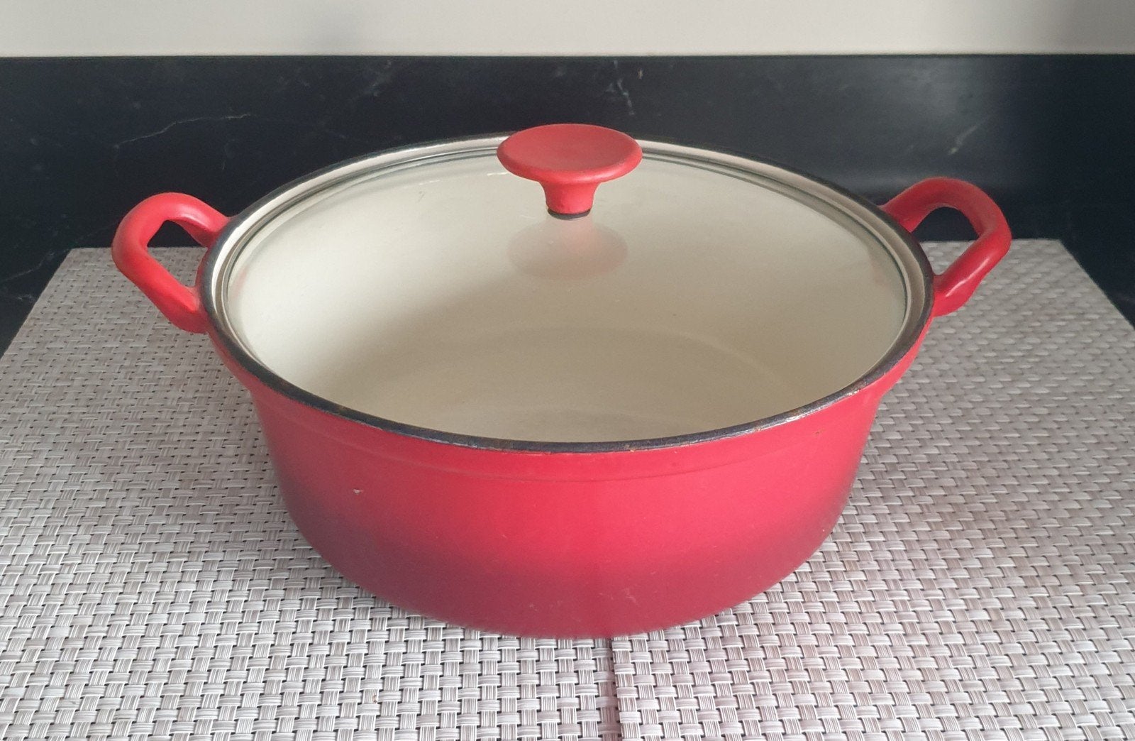 Rode zware gietijzeren braadpan met deksel, 29 cm doorsnede, Gebruikt, Ophalen of Verzenden, Met deksel, Braadpan