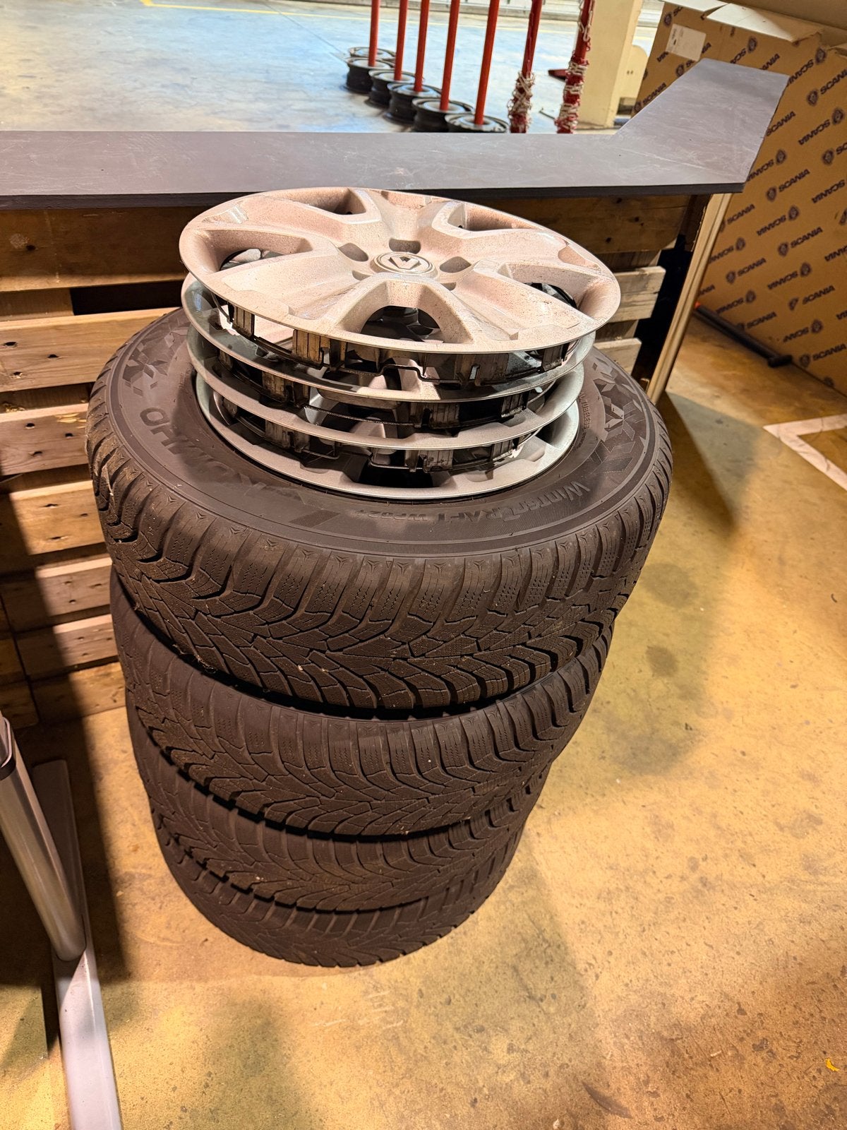 Orginele Renault velgen Kadjar winterbanden 215/65-R16, Ophalen, 16 inch, Banden en Velgen, Winterbanden