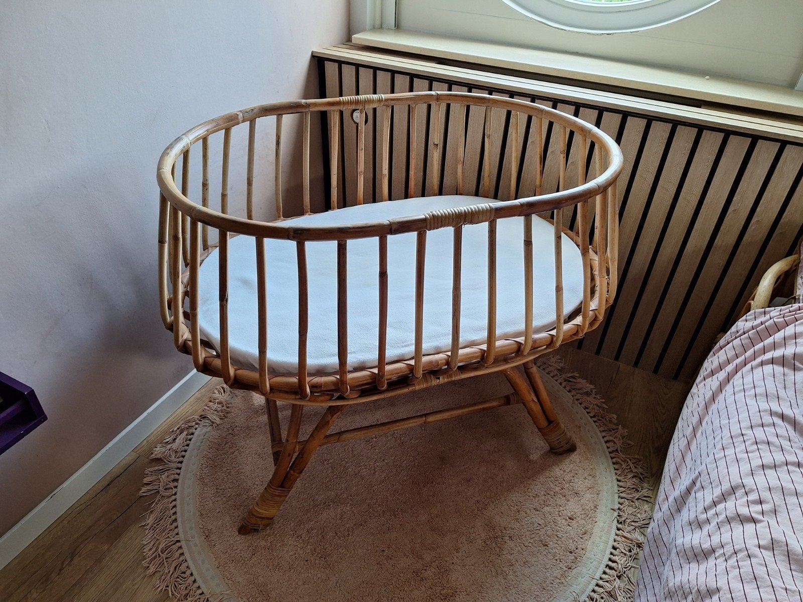 Happy Baby Wieg Retro - Rotan Wiegje met Matras, Ophalen, Zo goed als nieuw, Wieg