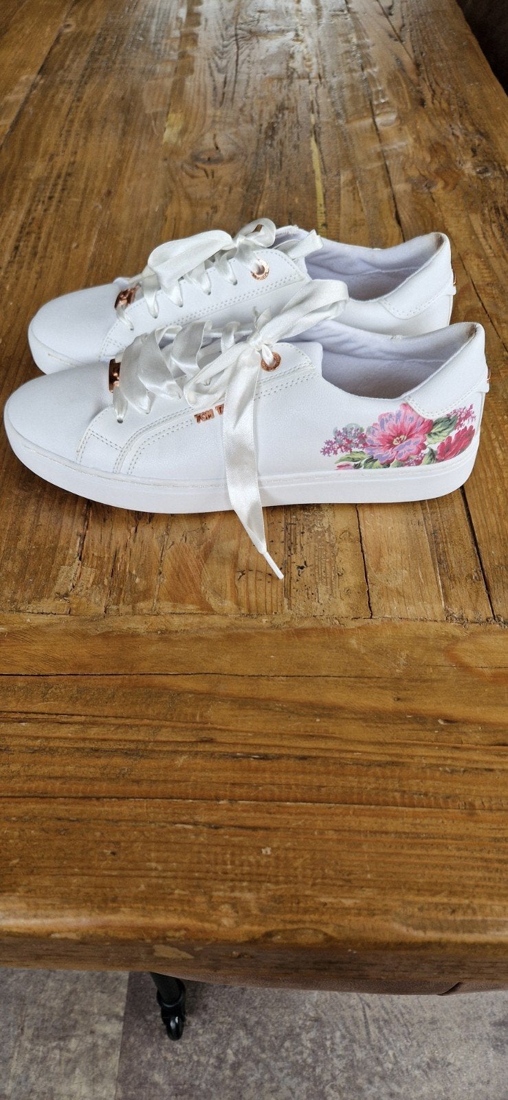 Nieuw sneakers Tom Tailor, maat 40

Sneakers Tom Tailor

Maa, Kleding | Dames, Schoenen, Ophalen of Verzenden, Nieuw, Sneakers of Gympen