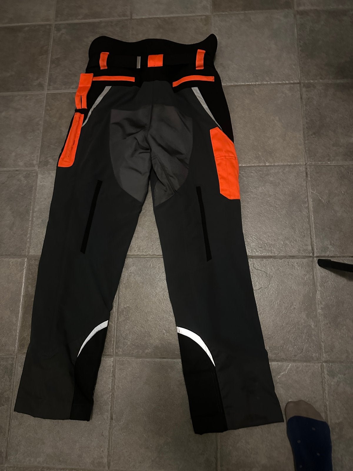 Nieuwe zaagbroek Strauss KWF Klasse 1 was 170 Euro