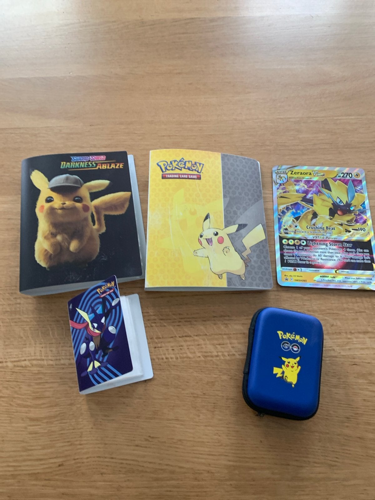 Pokémon kaarten, mappen en opbergdoosje, Hobby en Vrije tijd, Verzamelkaartspellen | Pokémon, Ophalen of Verzenden, Gebruikt, Overige typen