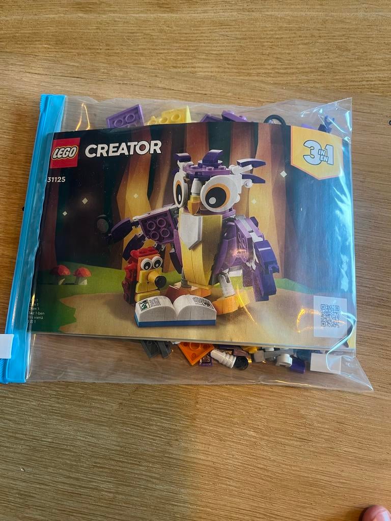 LEGO Creator 31125 Fantasie Boswezens 3-in-1 Uil Egel, Kinderen en Baby's, Speelgoed | Duplo en Lego, Zo goed als nieuw, Lego