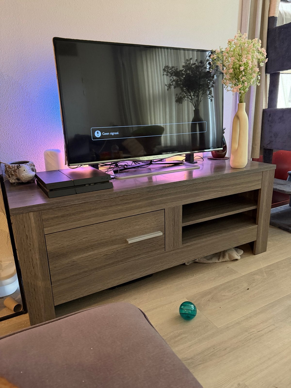 Nette tv-kast met lichte verhuisschade, Ophalen, Gebruikt, 100 tot 150 cm, Minder dan 100 cm