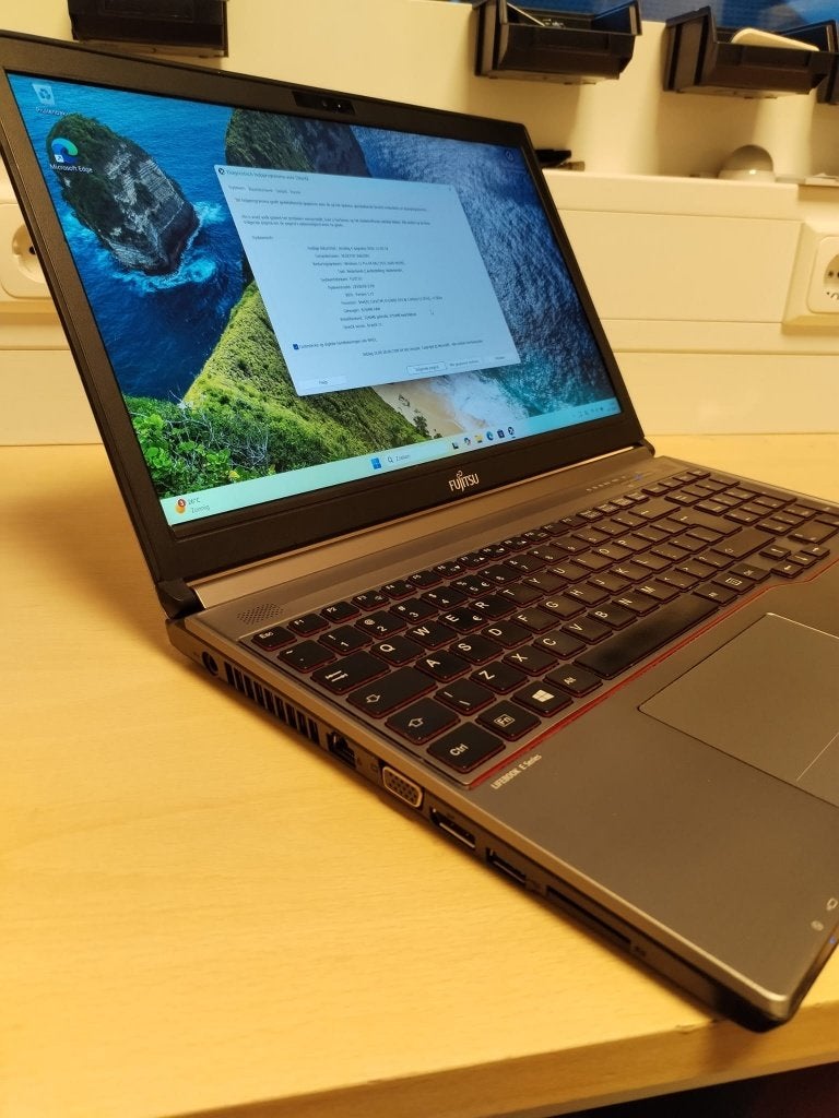 fujitsu Siemens Life Book E756, Computers en Software, Windows Laptops, Gebruikt, 8 GB, Minder dan 2 Ghz, Ophalen of Verzenden
