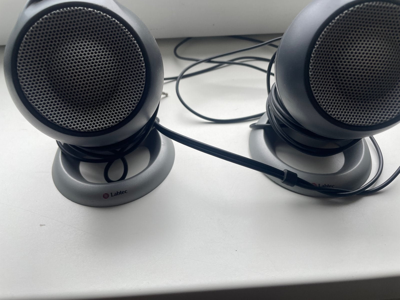 Labtec 2.0 Luidsprekerset - Compact en Functioneel, Ophalen of Verzenden, Gebruikt, Audiokanaal 2