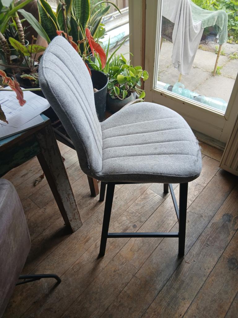 Set van 2 barkrukken, Huis en Inrichting, Barkrukken, Ophalen, Gebruikt, Met voetsteun, 60 tot 90 cm