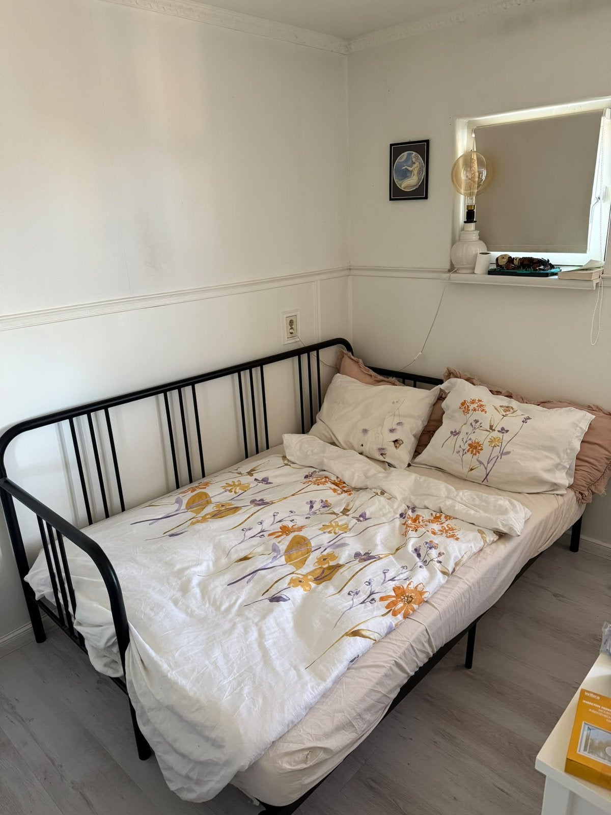 IKEA FYRESDAL bedbank, Huis en Inrichting, Ophalen, Verstelbaar, Zwart, Tweepersoons