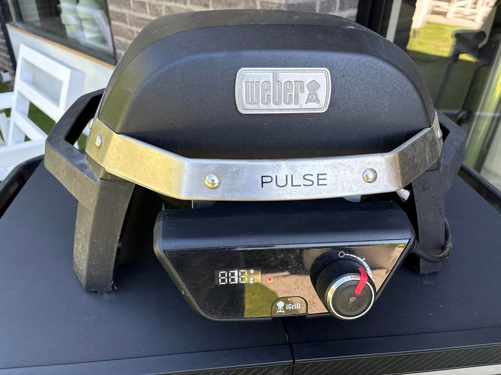 Weber Pulse 1000 elektrische barbecue + afdekhoes, Ophalen, Gebruikt